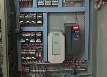 7.5kw变频器挤塑机应用